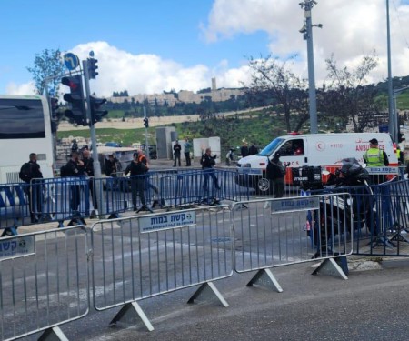 قوات الإحتلال تمنع "الهلال الأحمر" من الدخول إلى باحات المسجد الأقصى خلال شهر رمضان