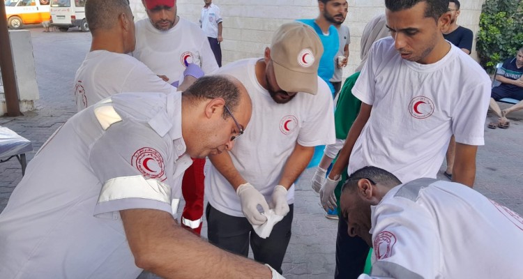 تقرير عن الاستجابة الإنسانية لجمعية الهلال الأحمر الفلسطيني